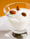 Yaourt et amandes