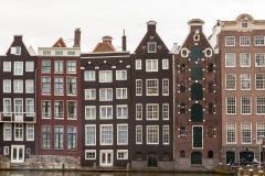 Maisons sur un canal