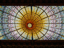 Dome en vitrail du Palais de la musique catalane. C/ Palau de la