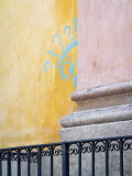 Graffiti  bleu sur jaune de Barcelone, Espagne