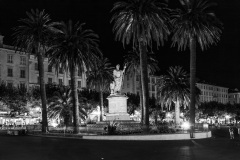 Statue de Napoléon le soir, Place Saint-Nicholas, Bastia, Corse