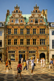 Foule déambulant devant le magasin phare de Royal Copenhagen. A