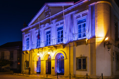 Palais épiscopal de Faro la nuit.