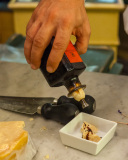 Vinaigre balsamique et fromage parmesan au restaurant Olio, Via