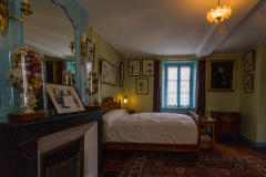 Chambre de la maison de Claude Monet à Giverny, Eure, France.