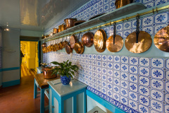Cuisine de la maison de Claude Monet à Giverny, Eure, France.