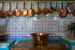Cuisine de la maison de Claude Monet à Giverny, Eure, France.