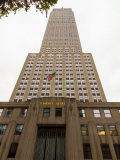 Vue en contre-plongée de l'Empire State building
